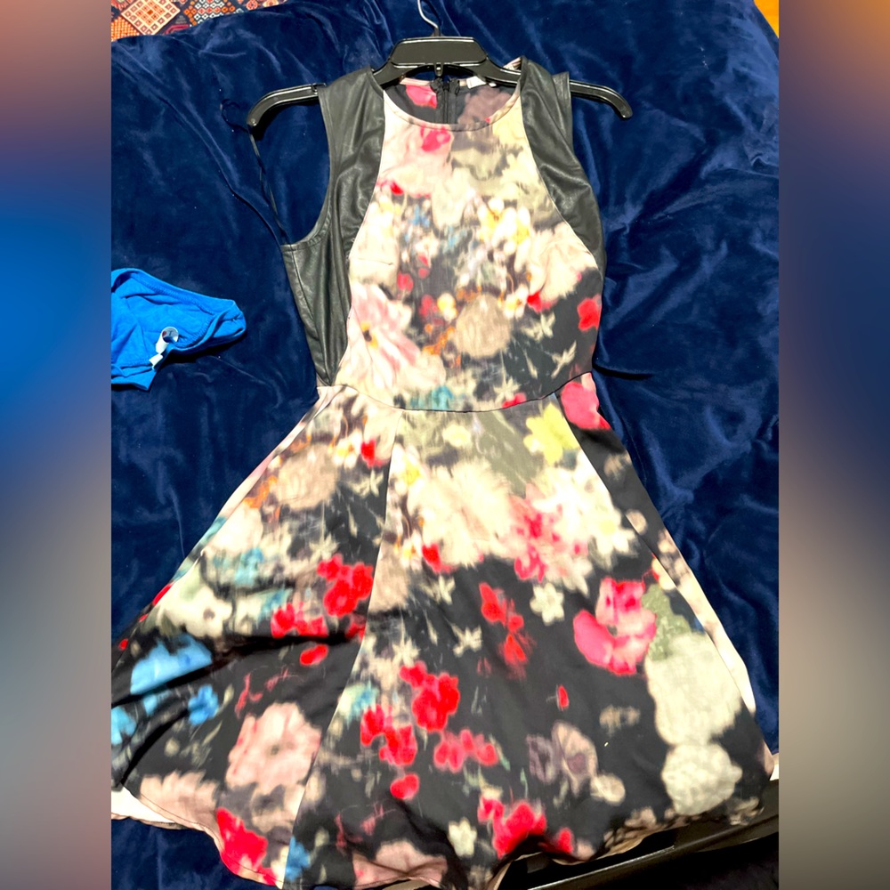 cute floral dress NEW